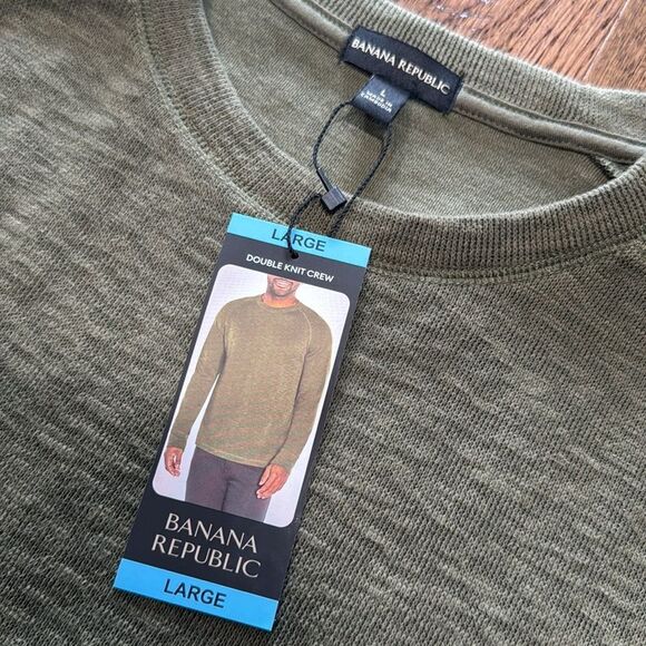 NWT Banana Republic Men’s Double Knit Crew. Sz L - Picture 2 of 4